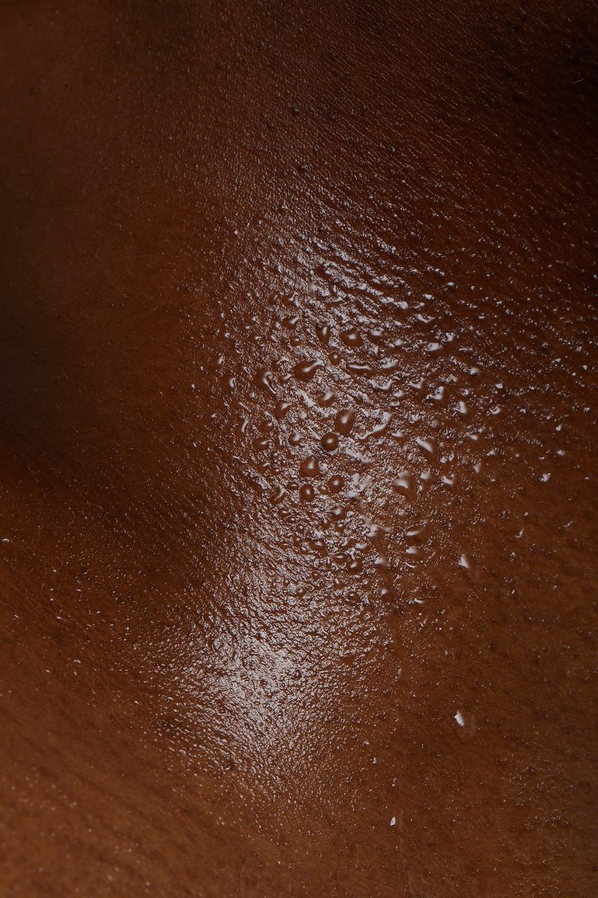 Gotas de agua sobre piel